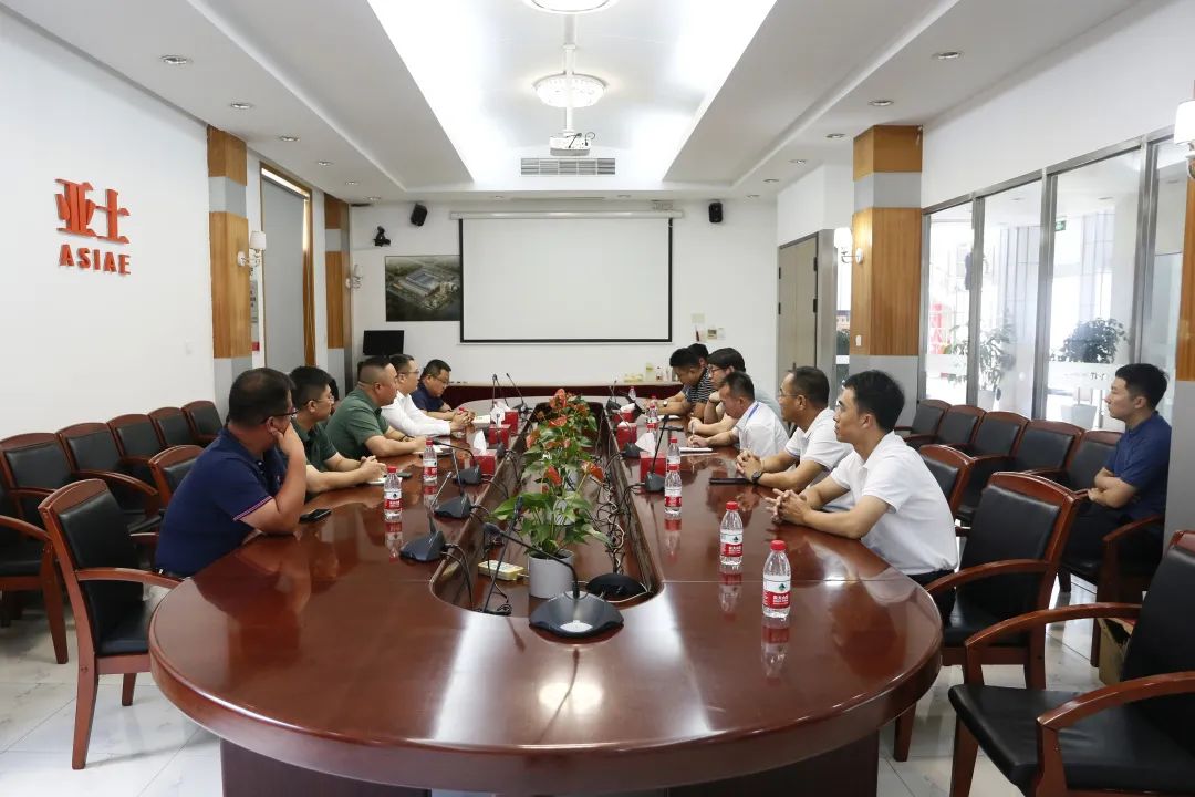 推动战略合作，，凯时尊龙集团携手亚士创能